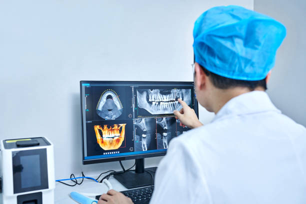 Best Emergency Tooth Extraction in Ocklawaha, FL