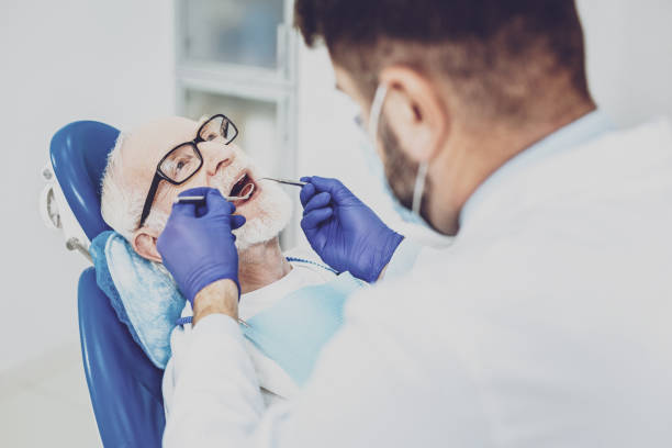 Best Emergency Tooth Extraction in Ocklawaha, FL